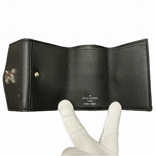 5%OFF】ルイヴィトン Louis Vuitton トリヨン ポルトフォイユ ロックミニ M63921 ノワール 3つ折り財布 ユニセックス  【中古】｜激安アクセサリー通販のワンダープライス