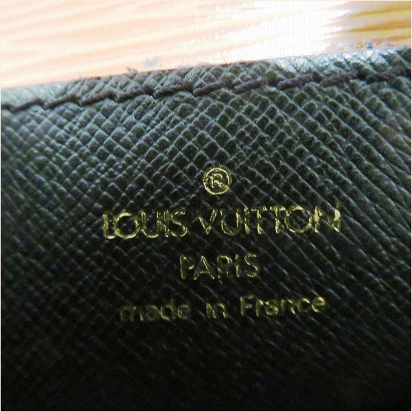 ルイヴィトン Louis Vuitton エピ ポルトドキュマンバンドリエール ...